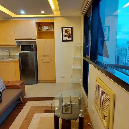 Family Staycation With Pool Manila Exterior foto