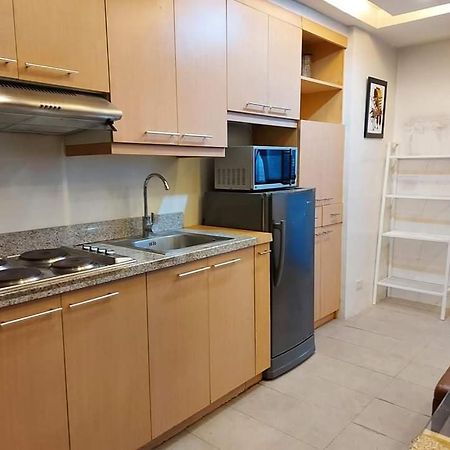 Family Staycation With Pool Manila Exterior foto