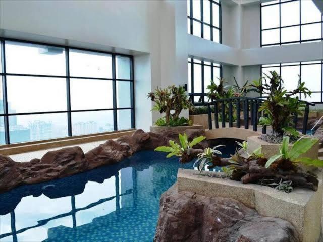 Family Staycation With Pool Manila Exterior foto