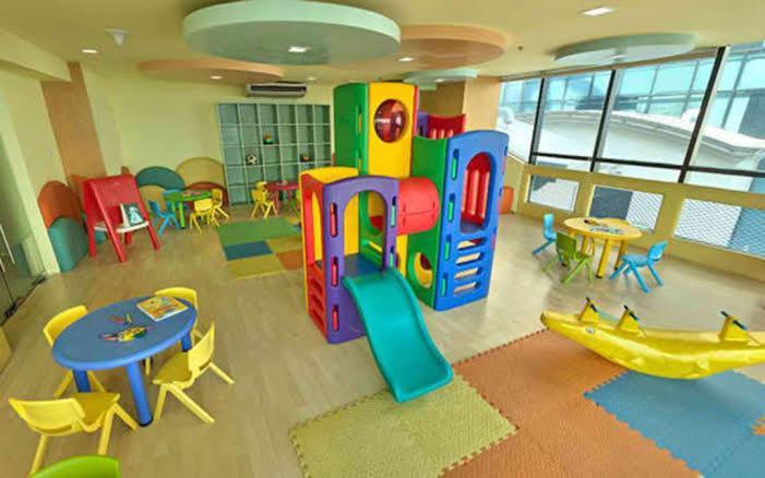 Family Staycation With Pool Manila Exterior foto